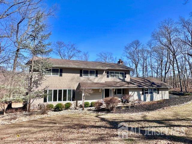 Marlboro, NJ 07746,12 Warren DR