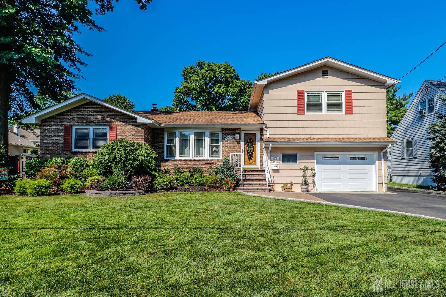 Colonia, NJ 07067,11 Beekman AVE