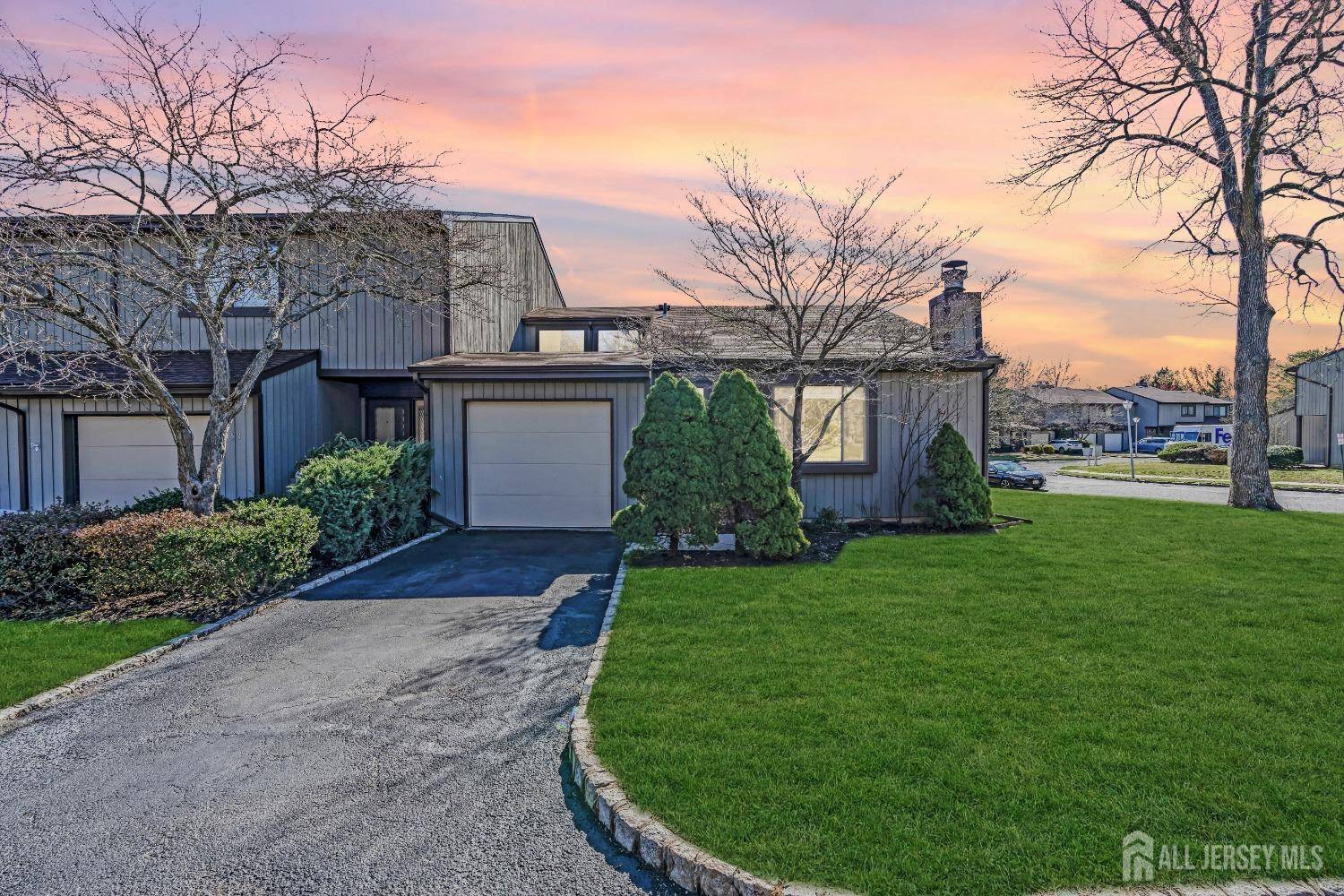 Old Bridge, NJ 07747,152 Penn CT