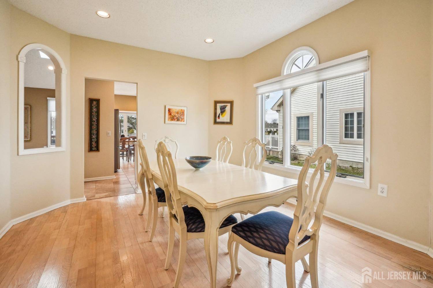 Monroe, NJ 08831,109 Leeds LN
