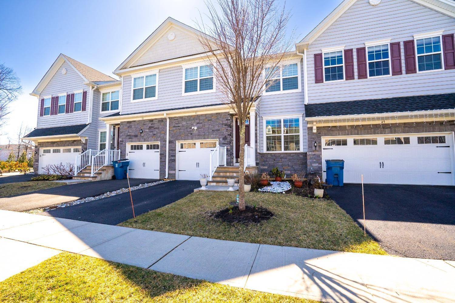 Monroe, NJ 08831,51 Begonia LN