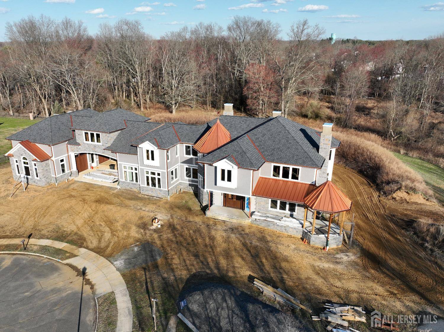 Manalapan, NJ 07726,8 Derek CT