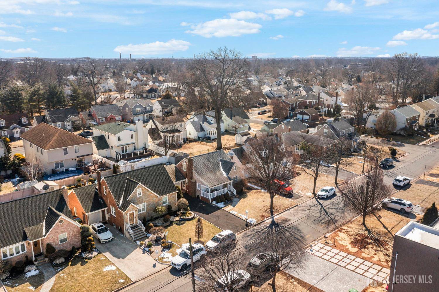 Linden, NJ 07036,427 Rosewood TER