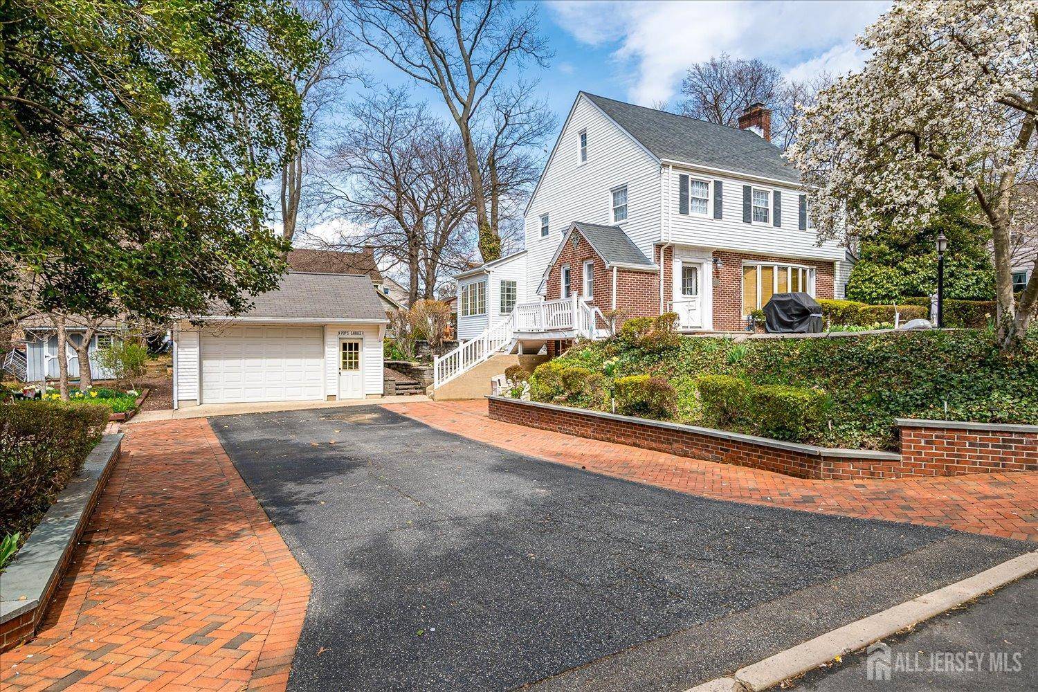 Sayreville, NJ 08872,42 Pershing AVE