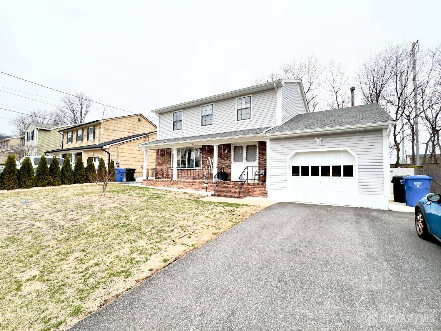 Avenel, NJ 07001,52 Westside AVE