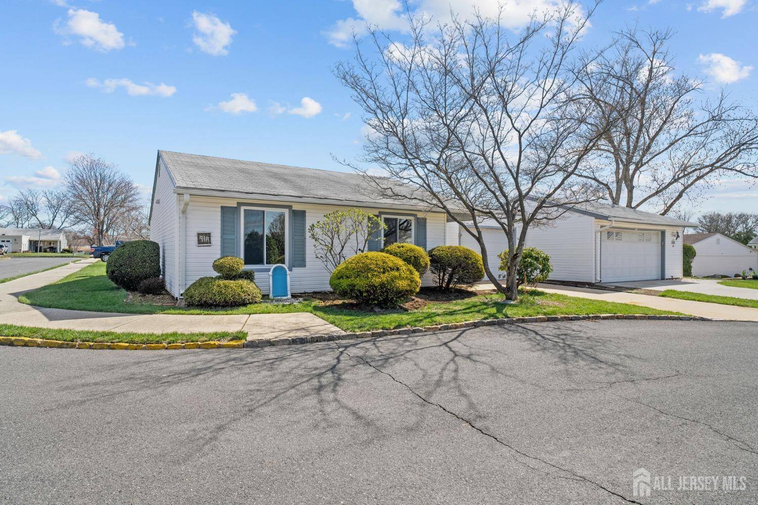 Monroe, NJ 08831,91 Dogwood PLZ #A