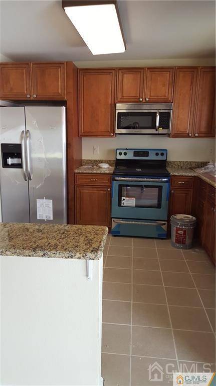 Monroe, NJ 08831,544 Ardmore RD #C