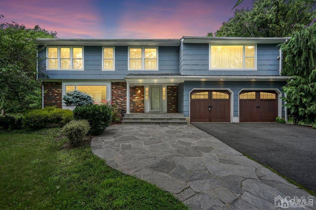 South Brunswick, NJ 08824,14 Kathy ST