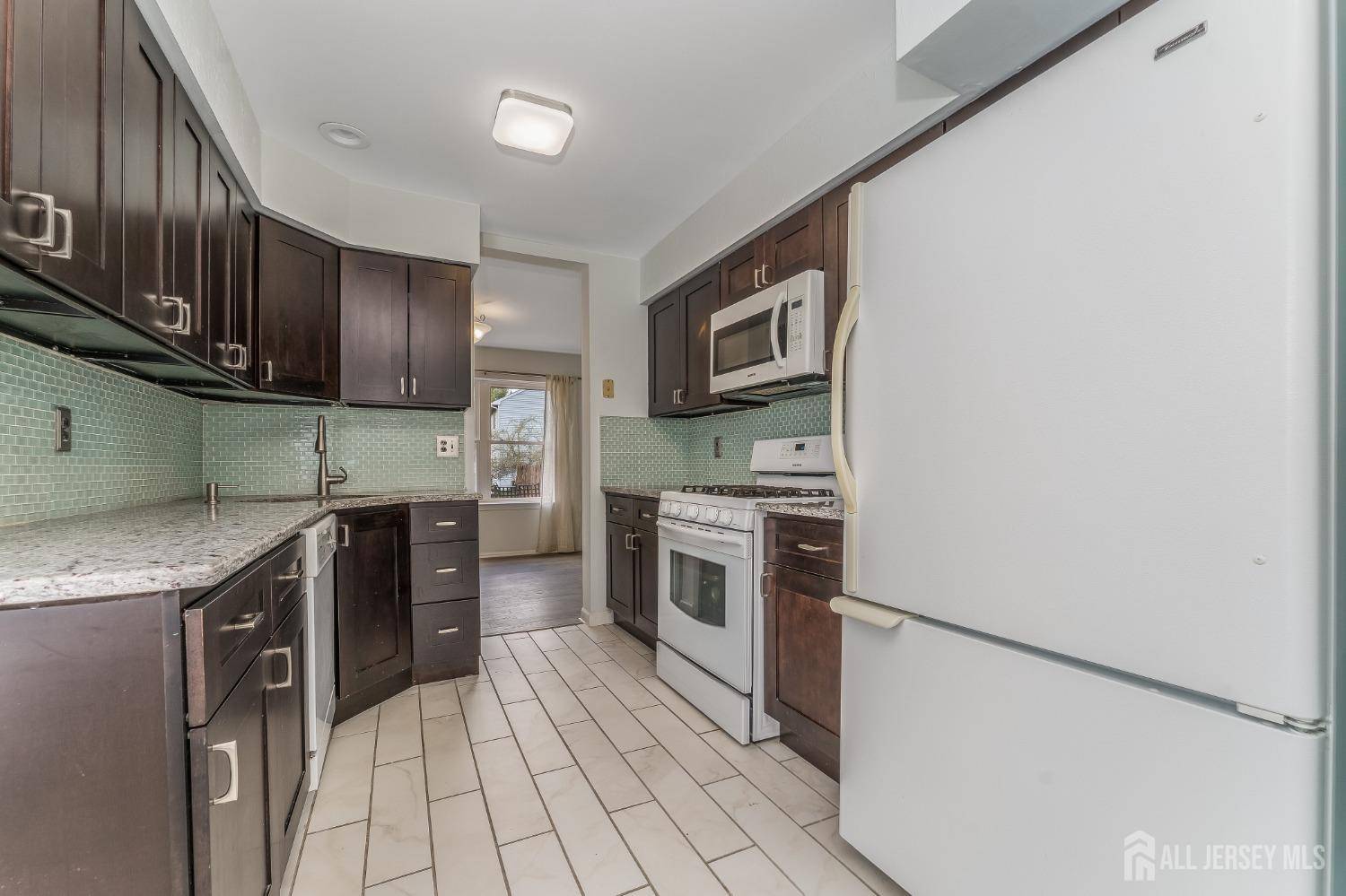 South Brunswick, NJ 08810,1 Jason ST