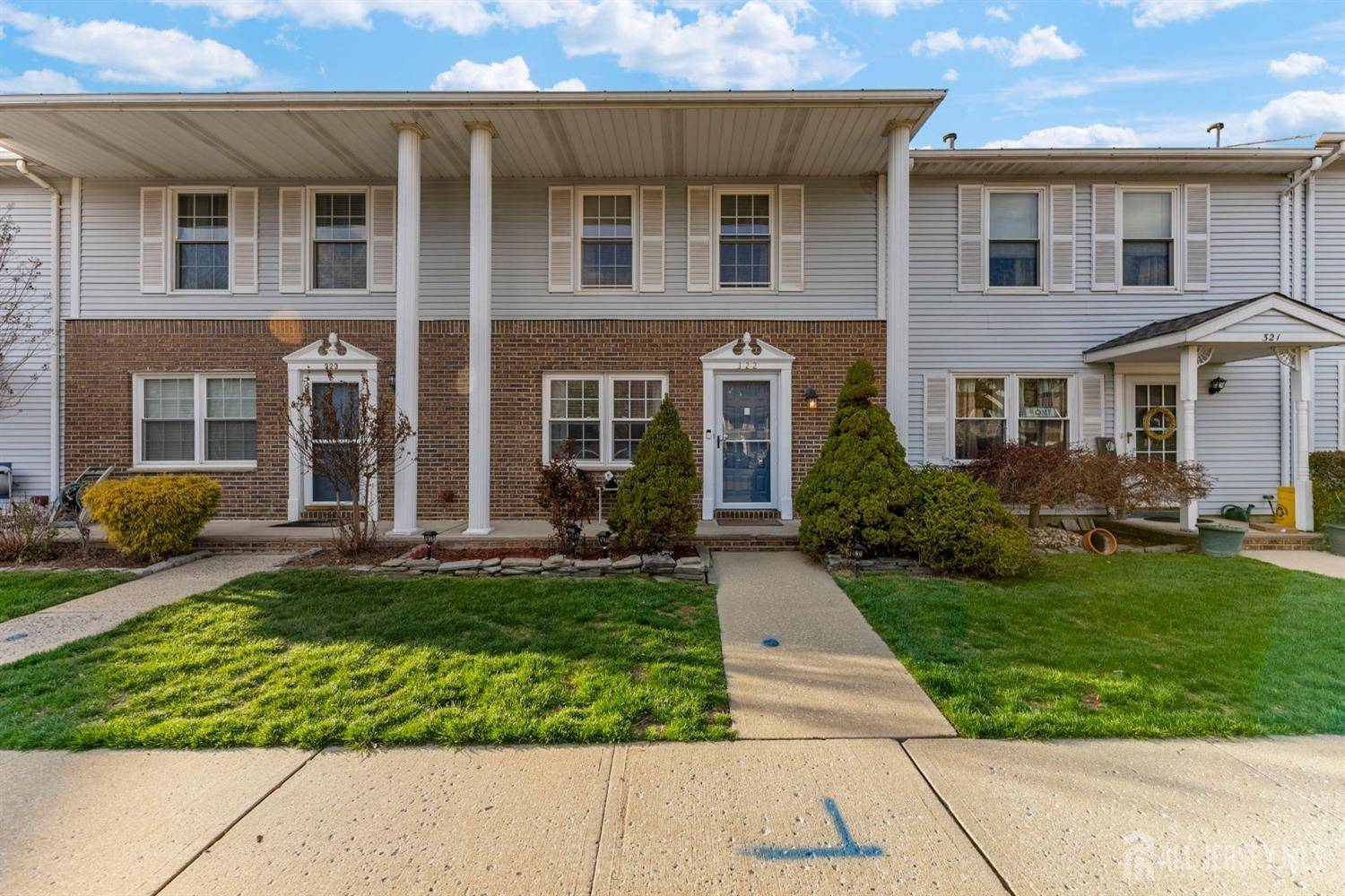 South Brunswick, NJ 08852,322 Gambocz CT