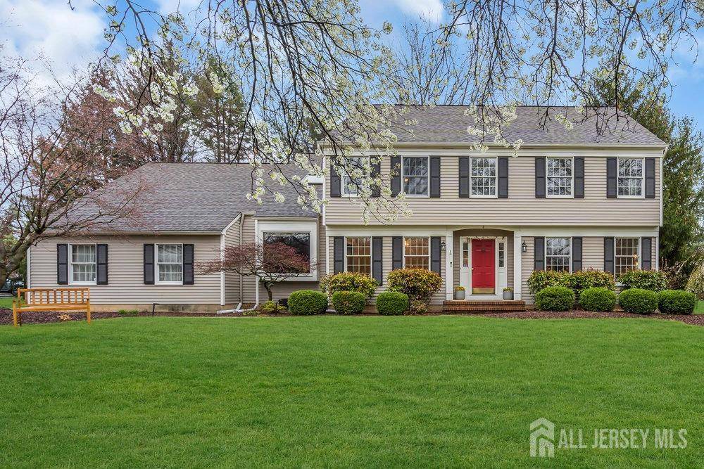West Windsor, NJ 08550,2 Foxboro CT