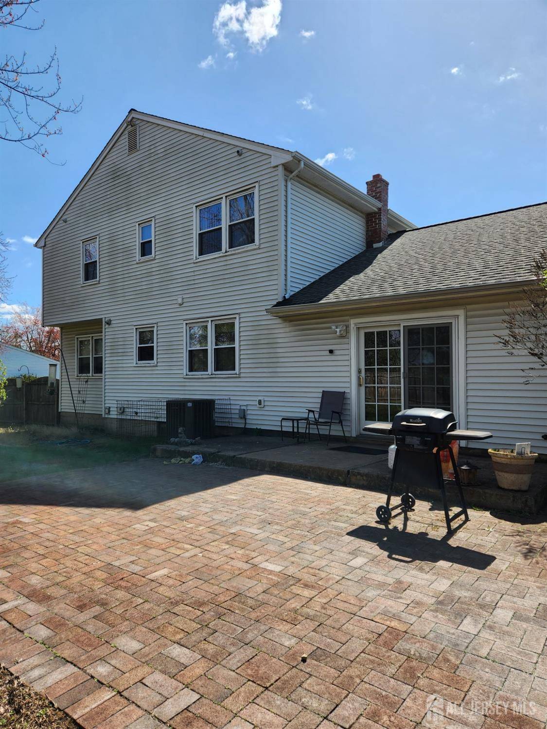 South Brunswick, NJ 08824,5 Eastern DR