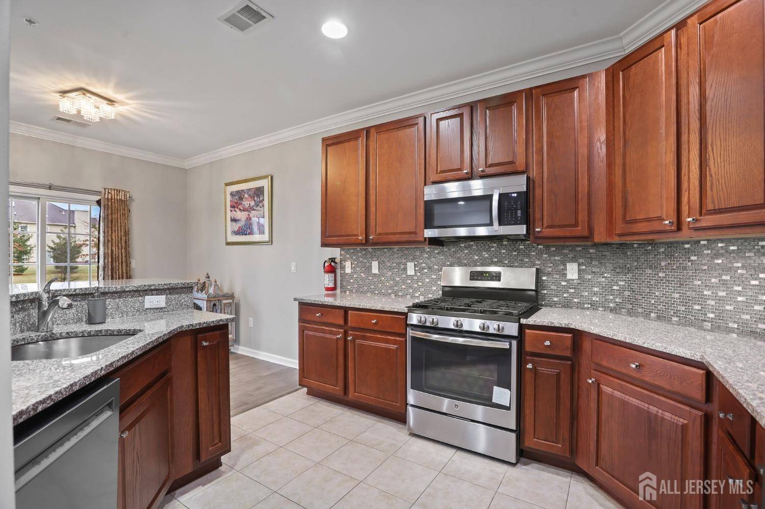 Monroe, NJ 08831,85 Morgan WAY