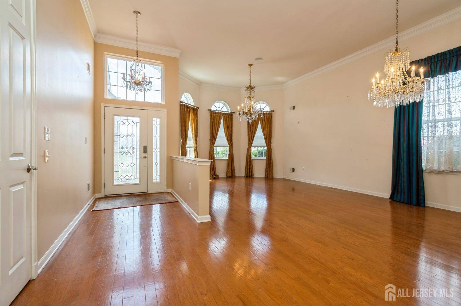 Monroe, NJ 08831,7 Riviera DR