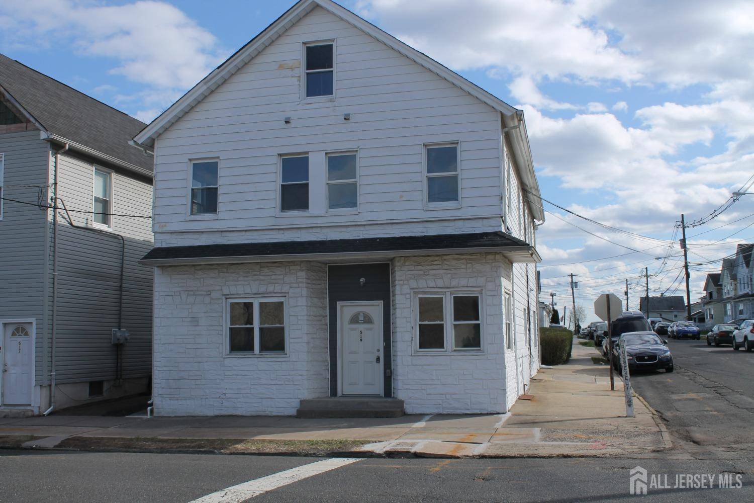 Carteret, NJ 07008,519 Roosevelt AVE