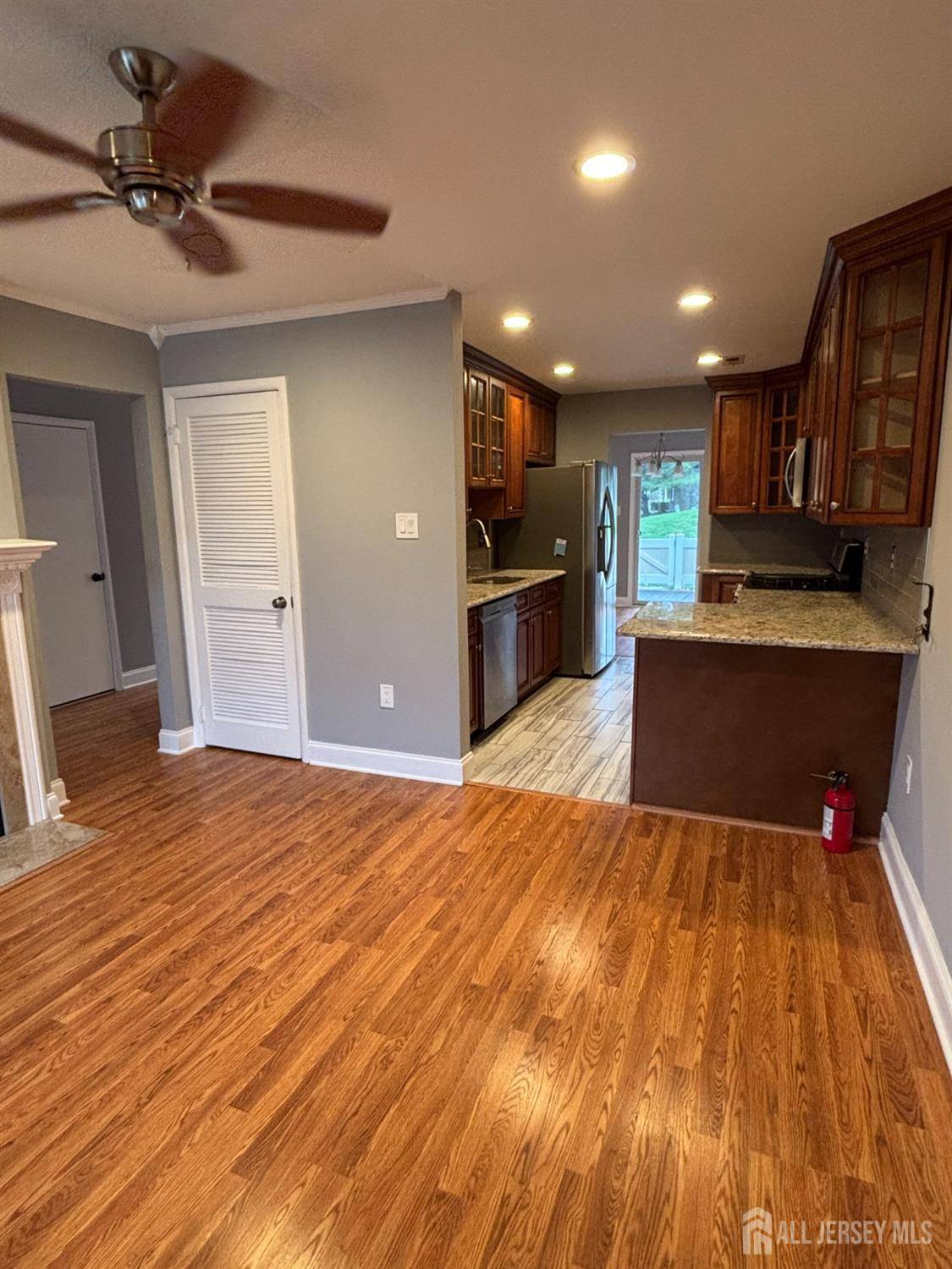Plainsboro, NJ 08536,234 Hampshire DR