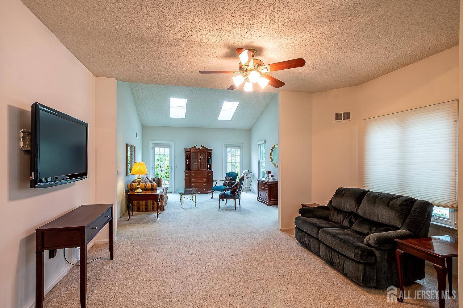 Monroe, NJ 08831,55 Birmingham LN