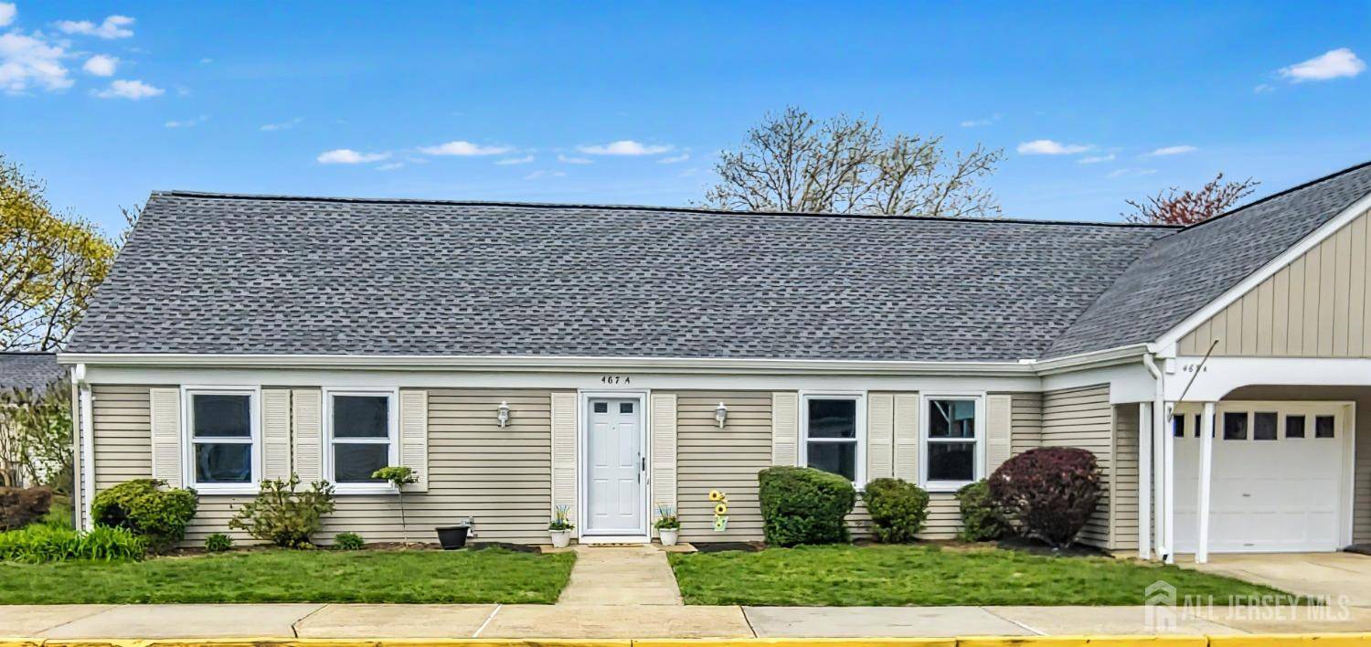 Monroe, NJ 08831,467 New Haven WAY #A