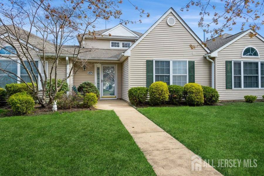 Monroe, NJ 08831,273 Nighthawk DR
