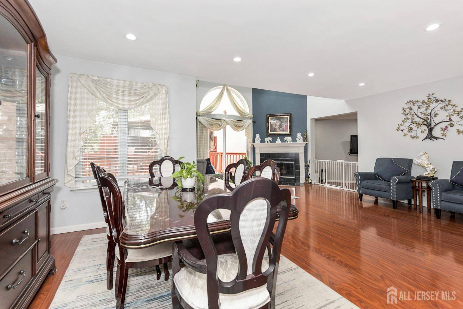 South Brunswick, NJ 08852,158 Kingsland CIR