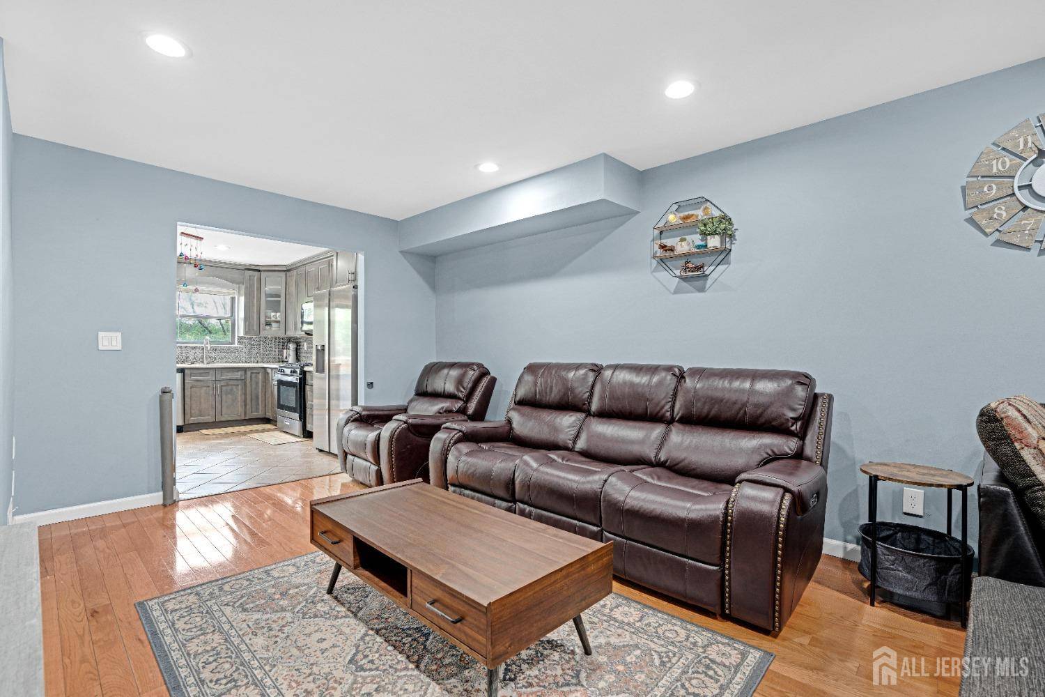 Woodbridge Proper, NJ 07095,706 Sharon Garden CT