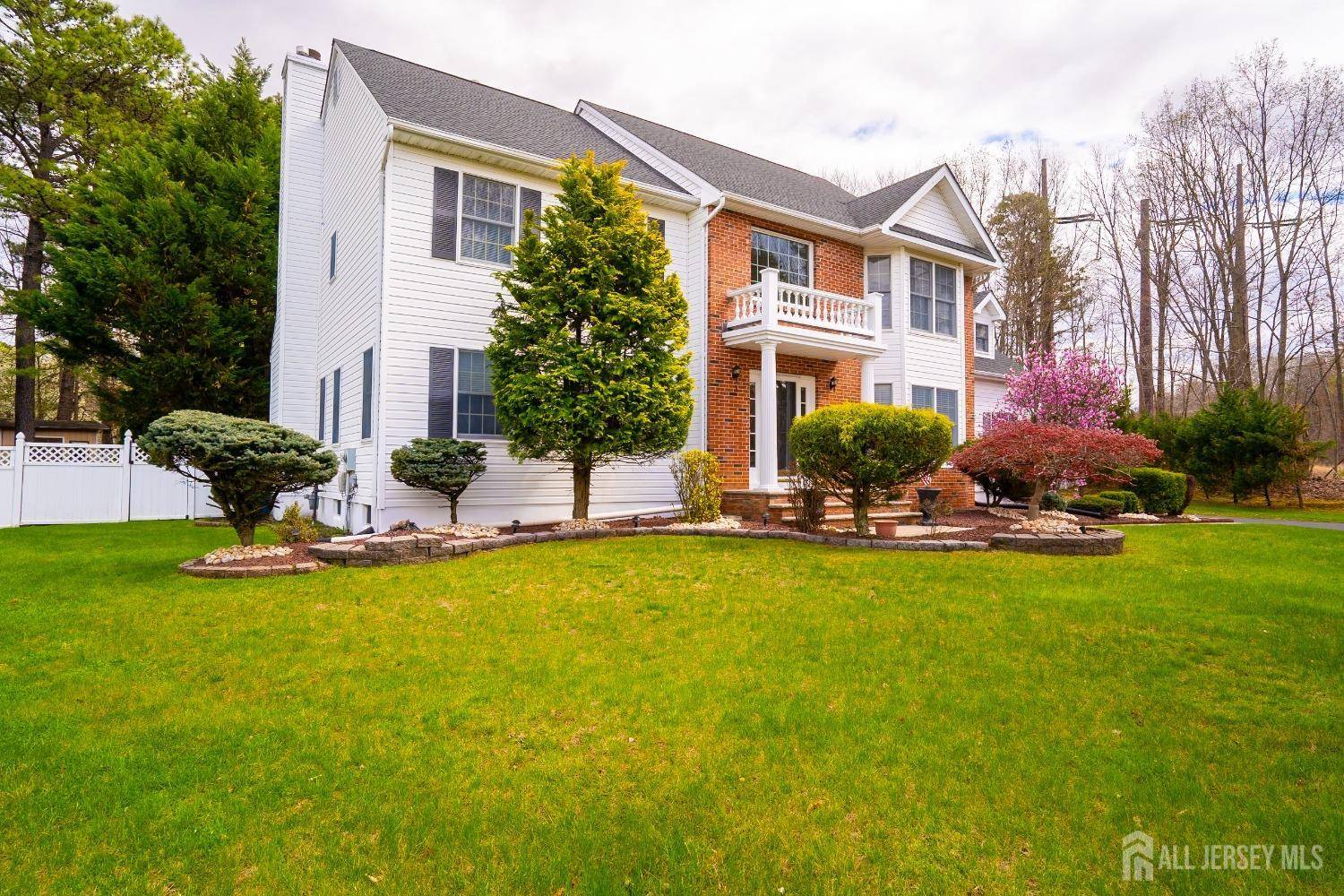 Monroe, NJ 08831,3 Clark CT