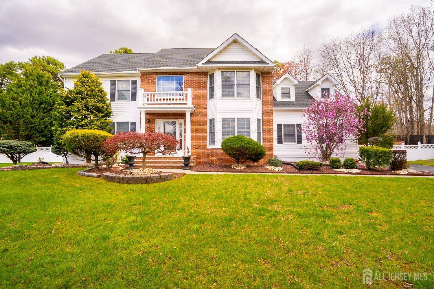 Monroe, NJ 08831,3 Clark CT