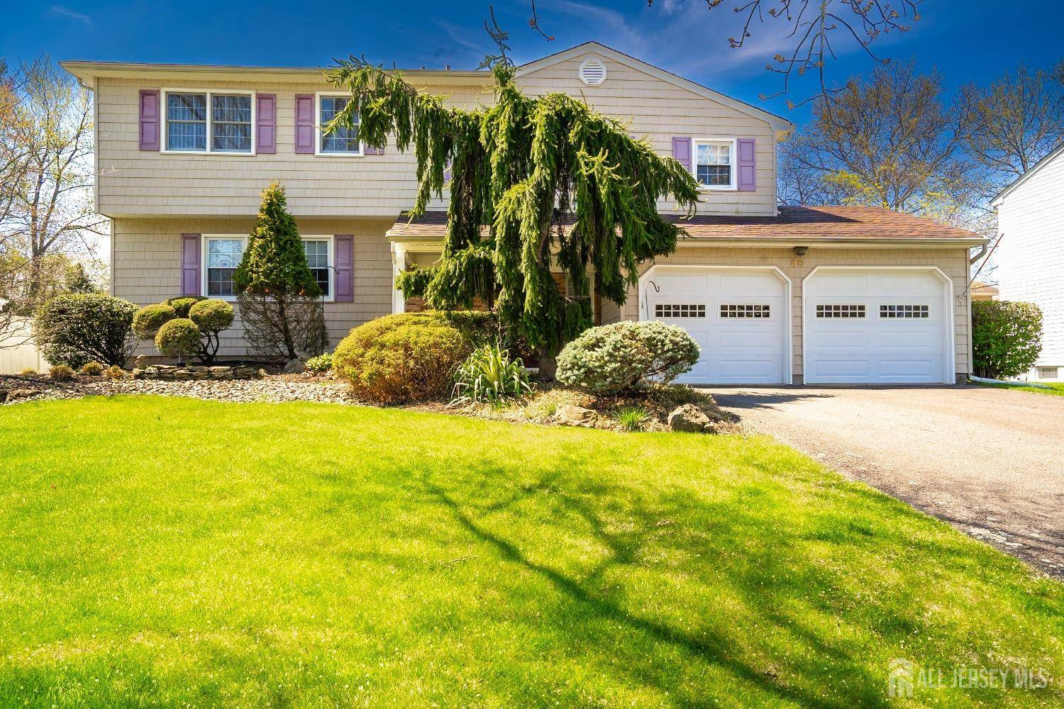South Brunswick, NJ 08824,50 Oakey DR