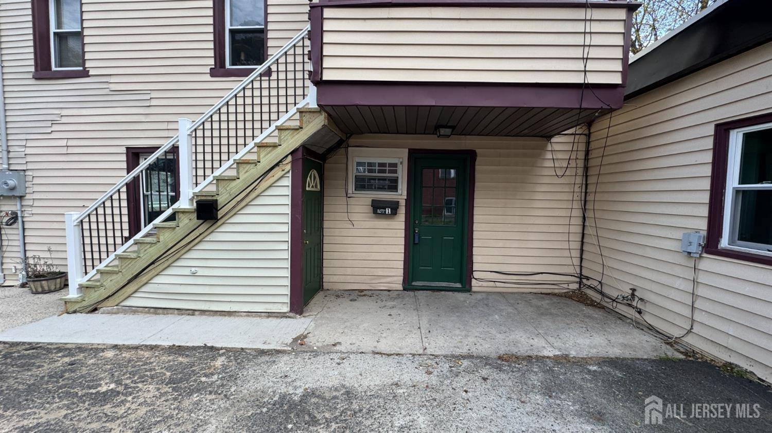 Sayreville, NJ 08872,29 Smith ST #1