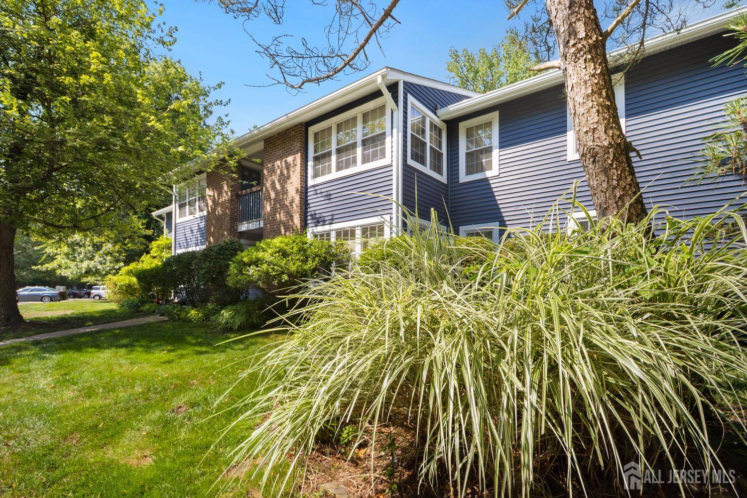 North Brunswick, NJ 08902,224 Pennsylvania WAY
