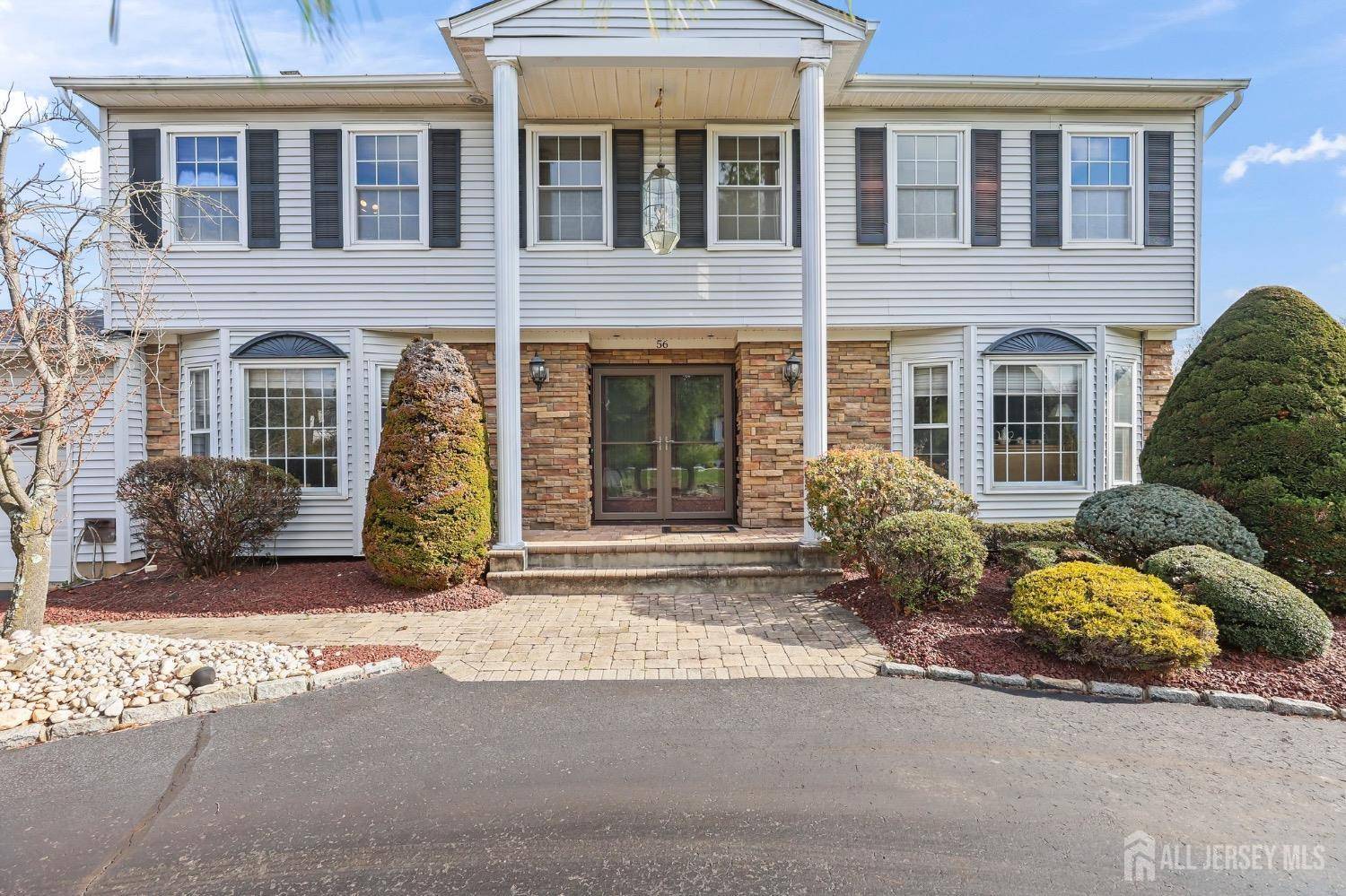 Manalapan, NJ 07726,56 Ivanhoe DR