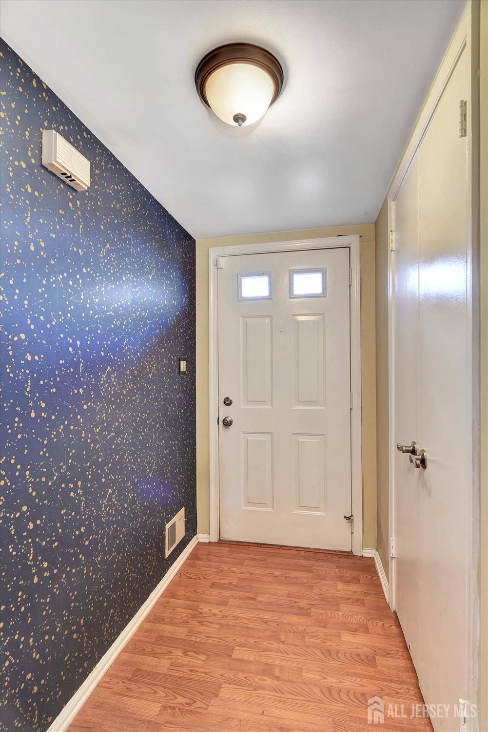 Jamesburg, NJ 08831,65 Brookview CIR