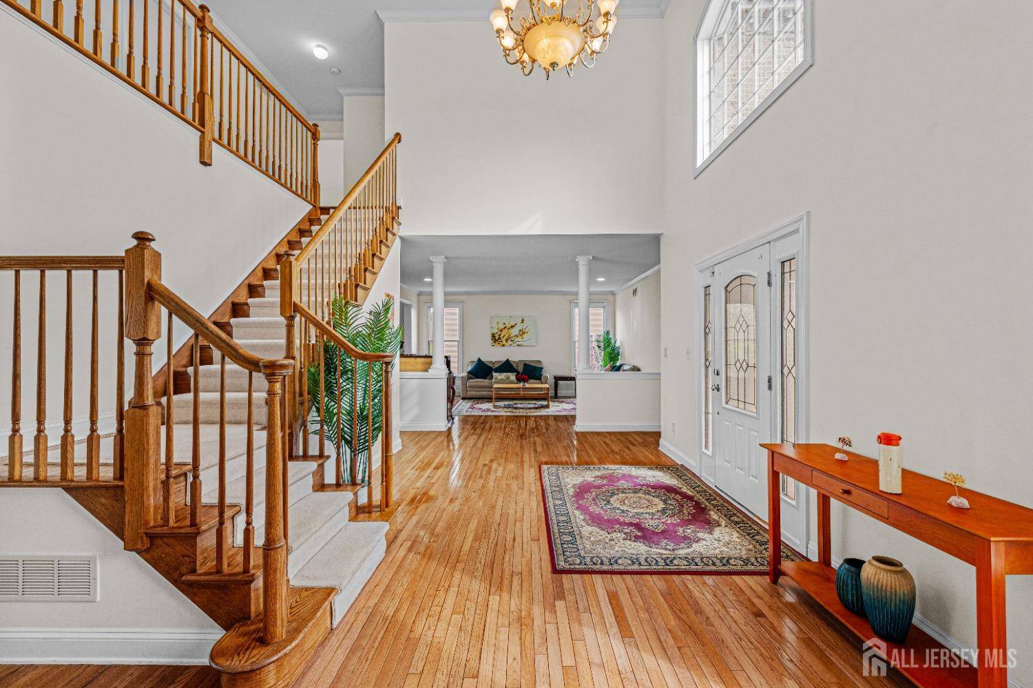 Plainsboro, NJ 08536,10 Barnyard CT