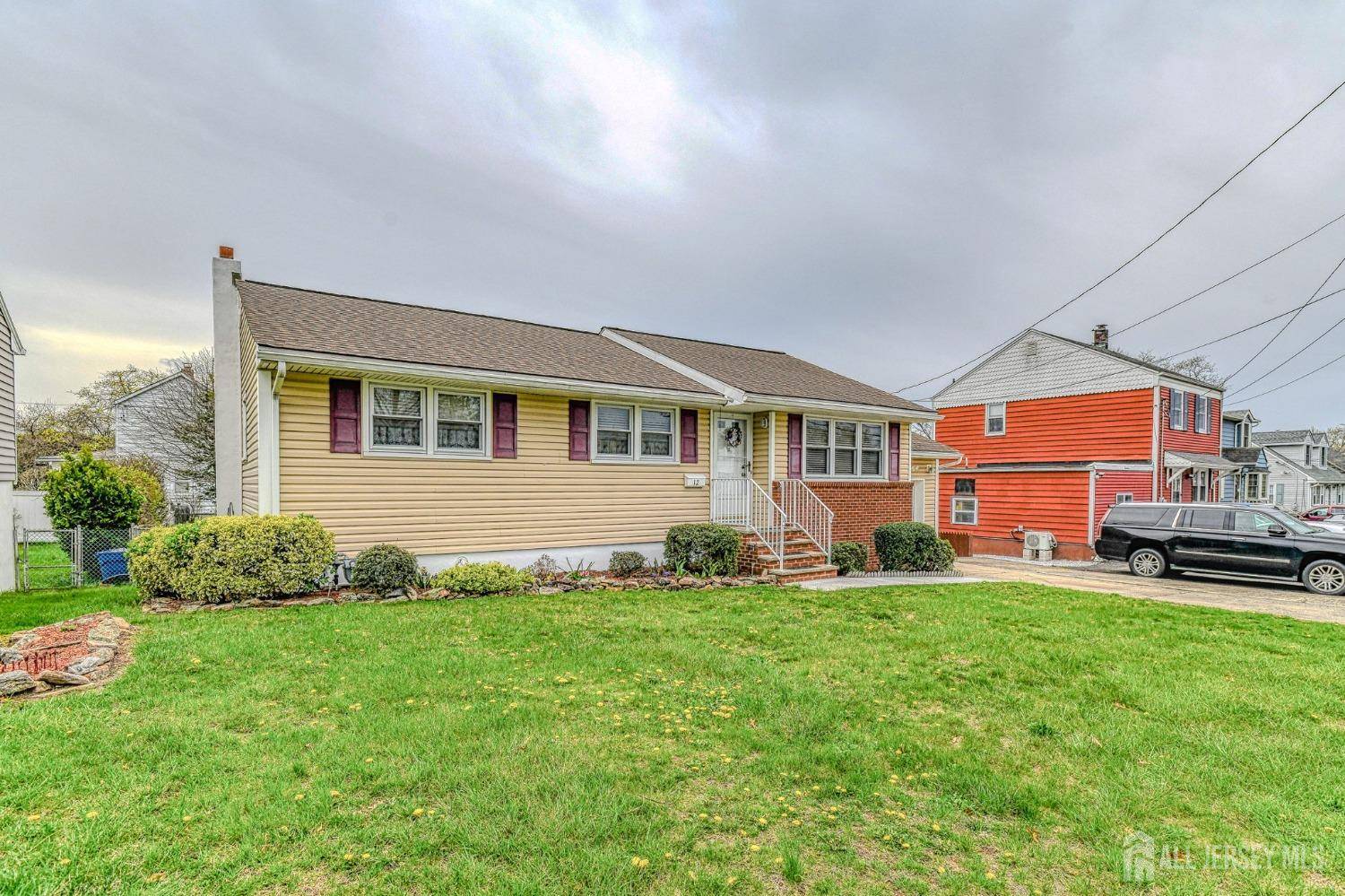 Milltown, NJ 08850,12 W Joffre AVE