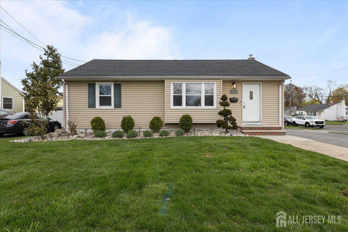 Middlesex, NJ 07080,1329 New Brunswick AVE