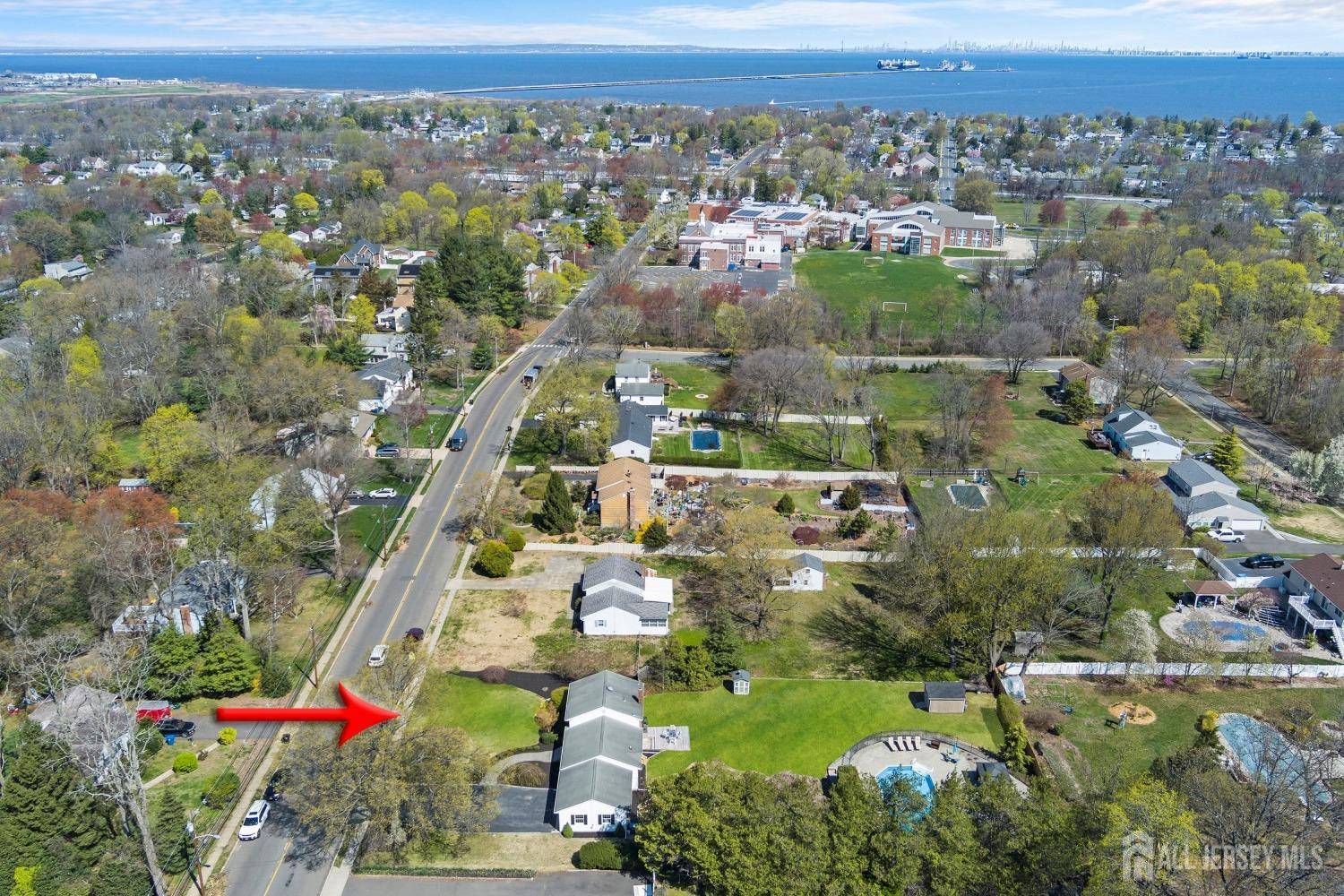 Leonardo, NJ 07737,46 Hosford AVE