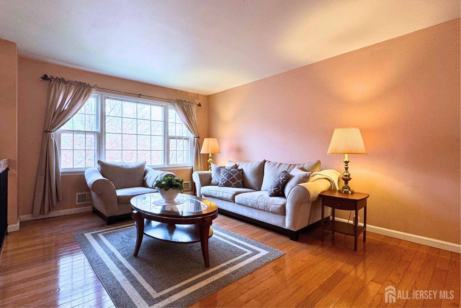 East Brunswick, NJ 08816,70 Deerfield RD