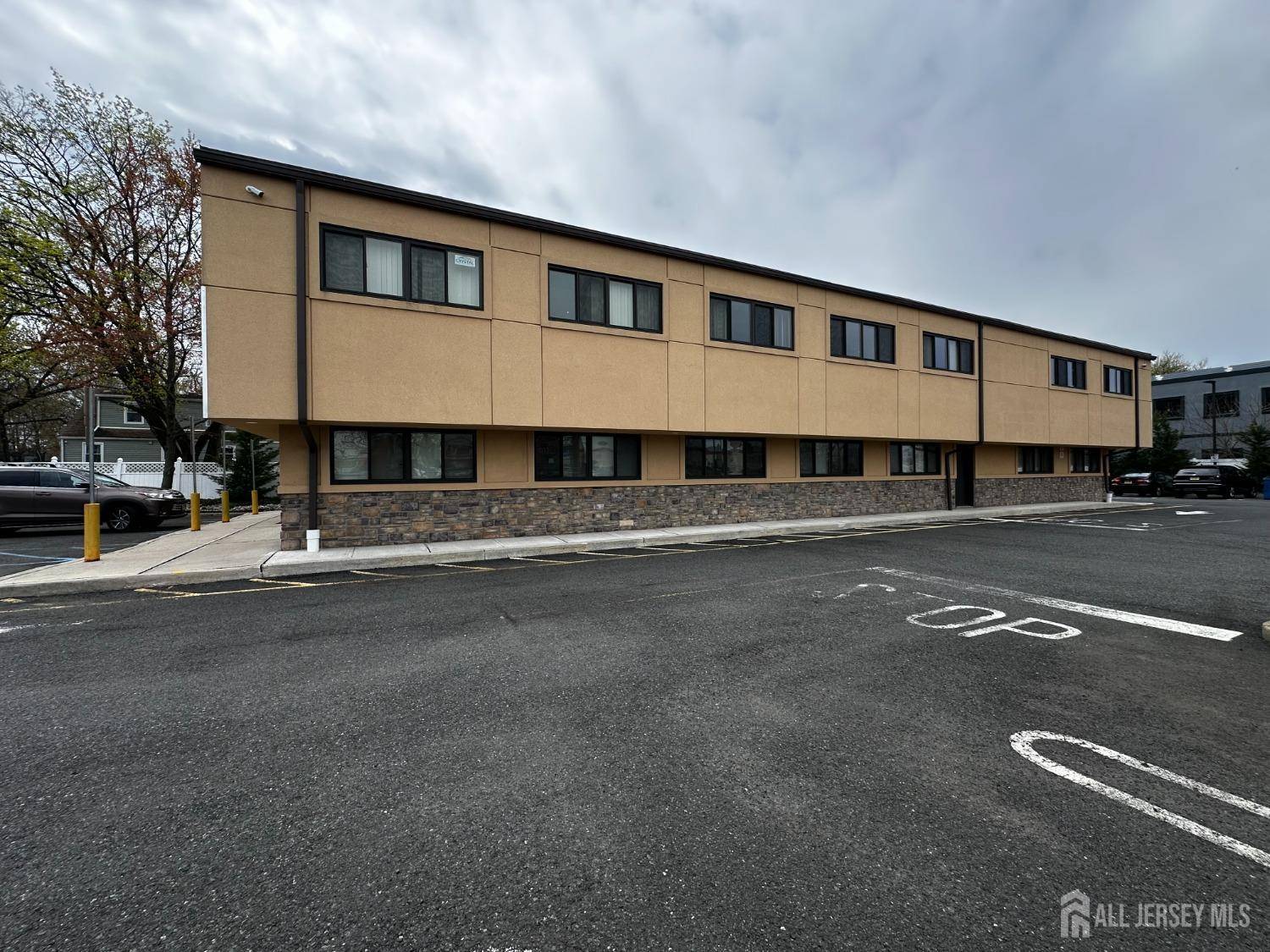 East Brunswick, NJ 08816,51 W Prospect ST
