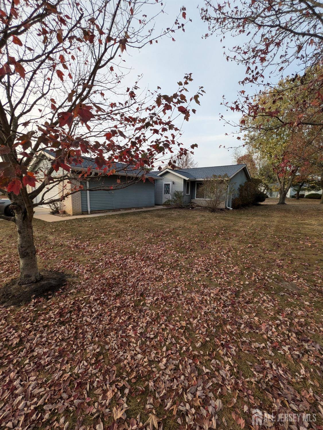 Monroe, NJ 08831,438 Belford RD #b