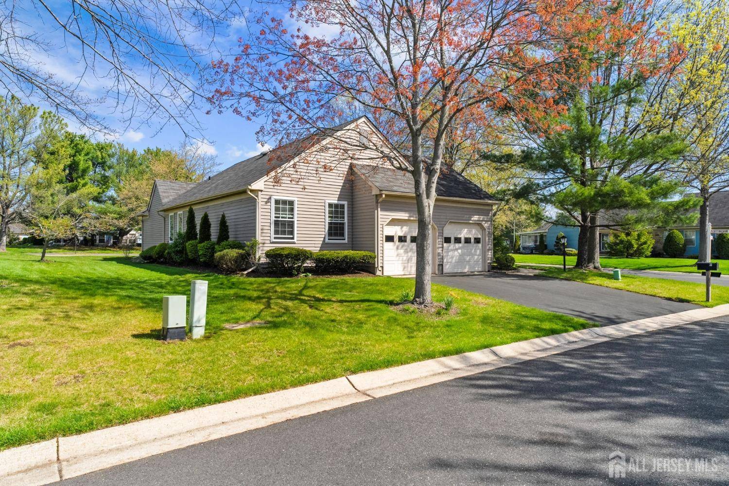 Monroe, NJ 08831,33 Hillsborough DR