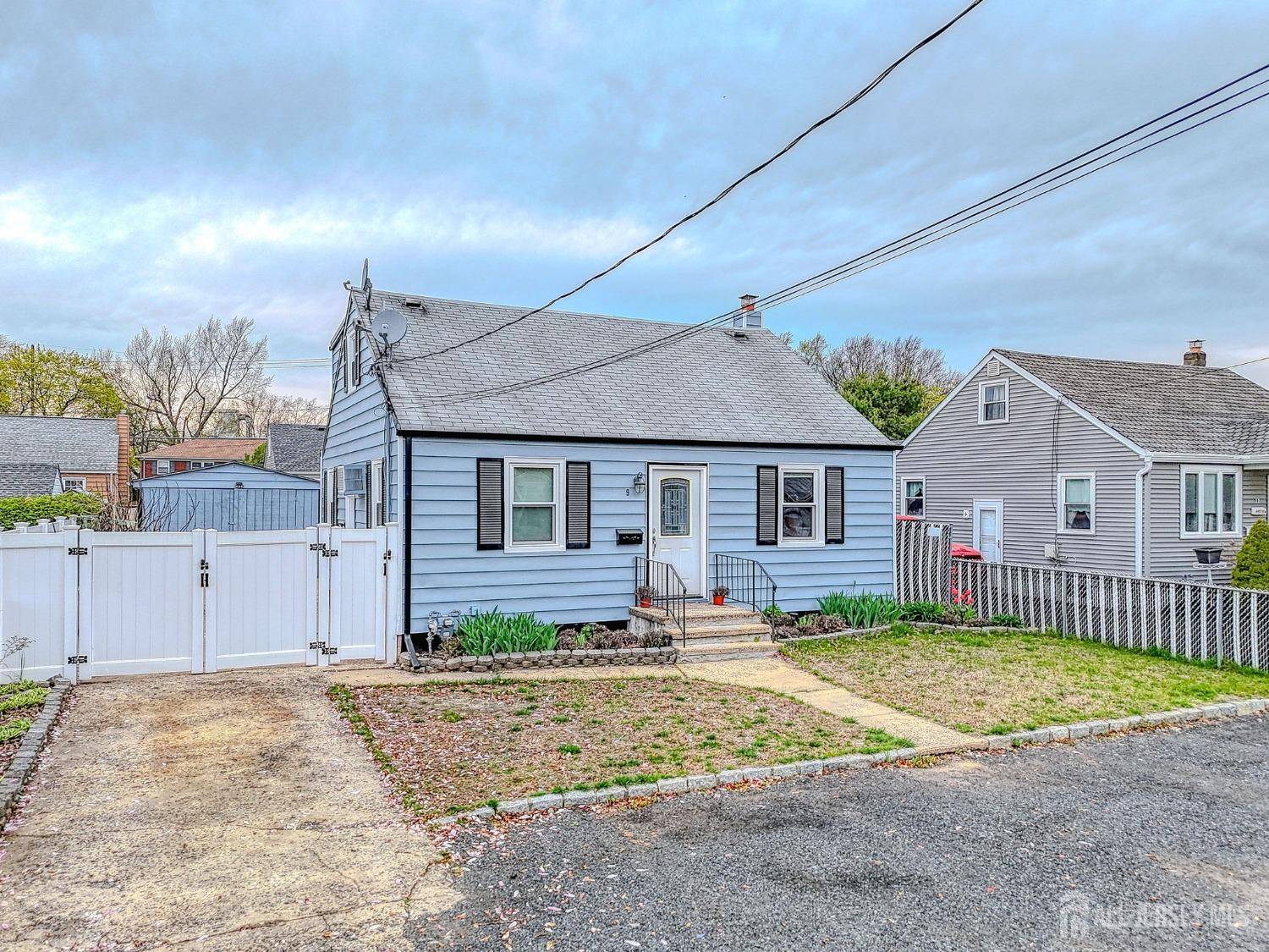 Spotswood, NJ 08884,9 Macarthur AVE