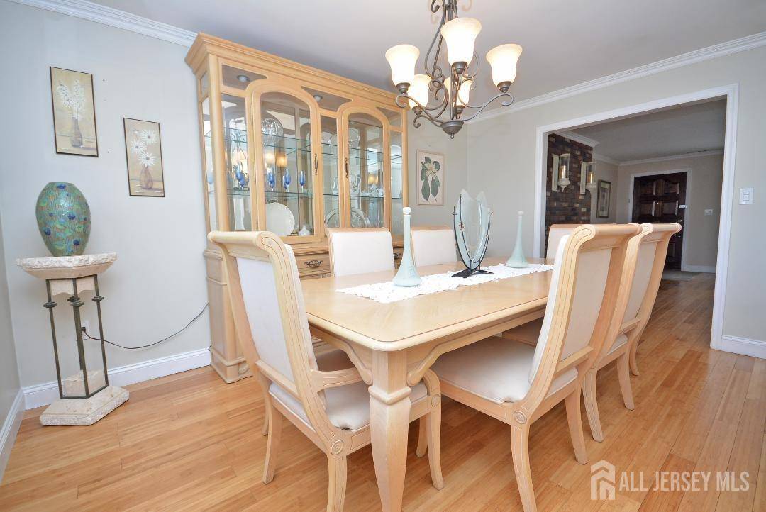 Sayreville, NJ 08872,107 North Edward ST