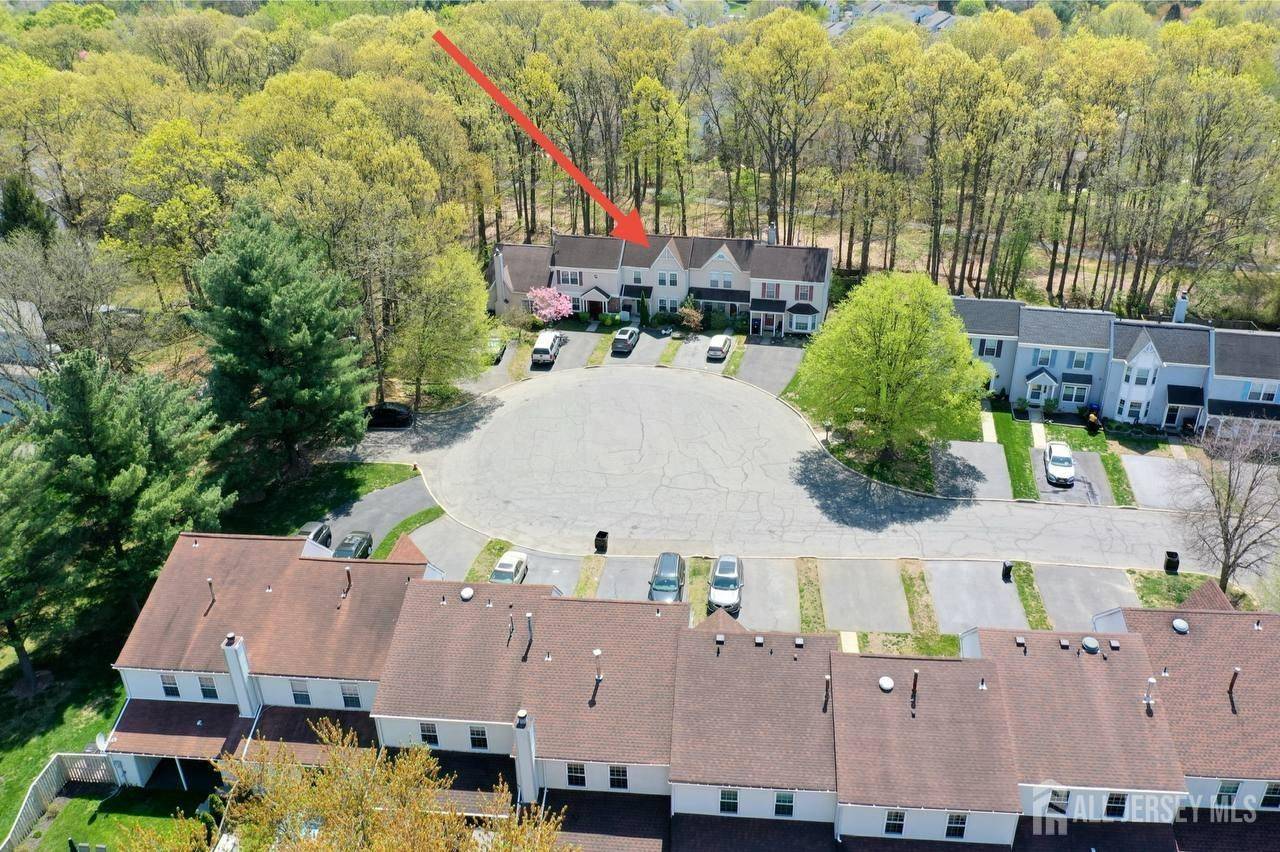 East Brunswick, NJ 08816,35 Bennett CT