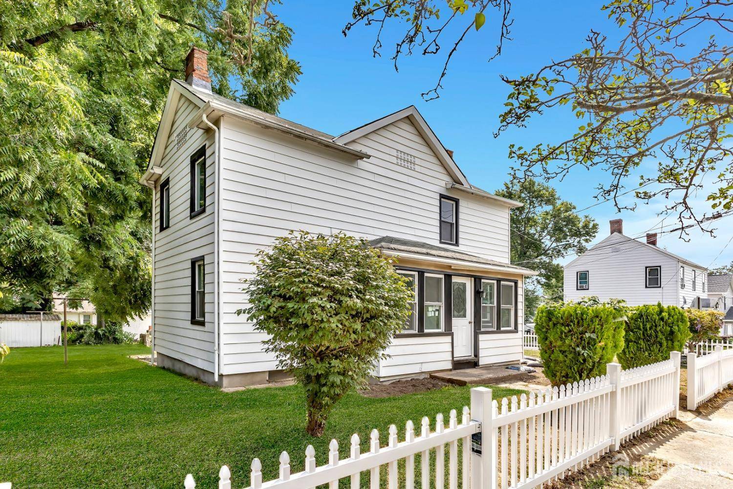 Jamesburg, NJ 08831,33 Stockton AVE