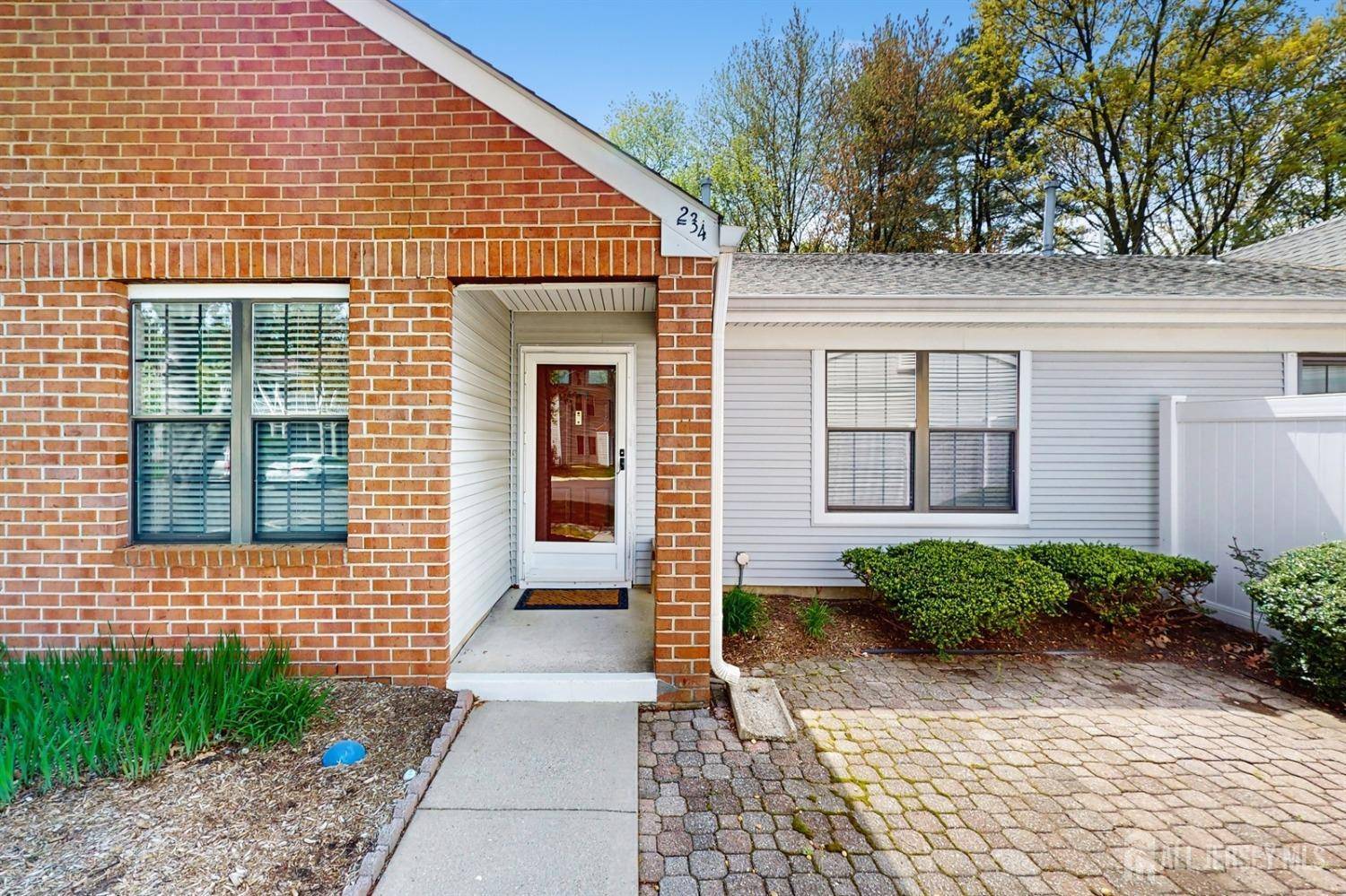 East Brunswick, NJ 08816,234 Wycoff WAY
