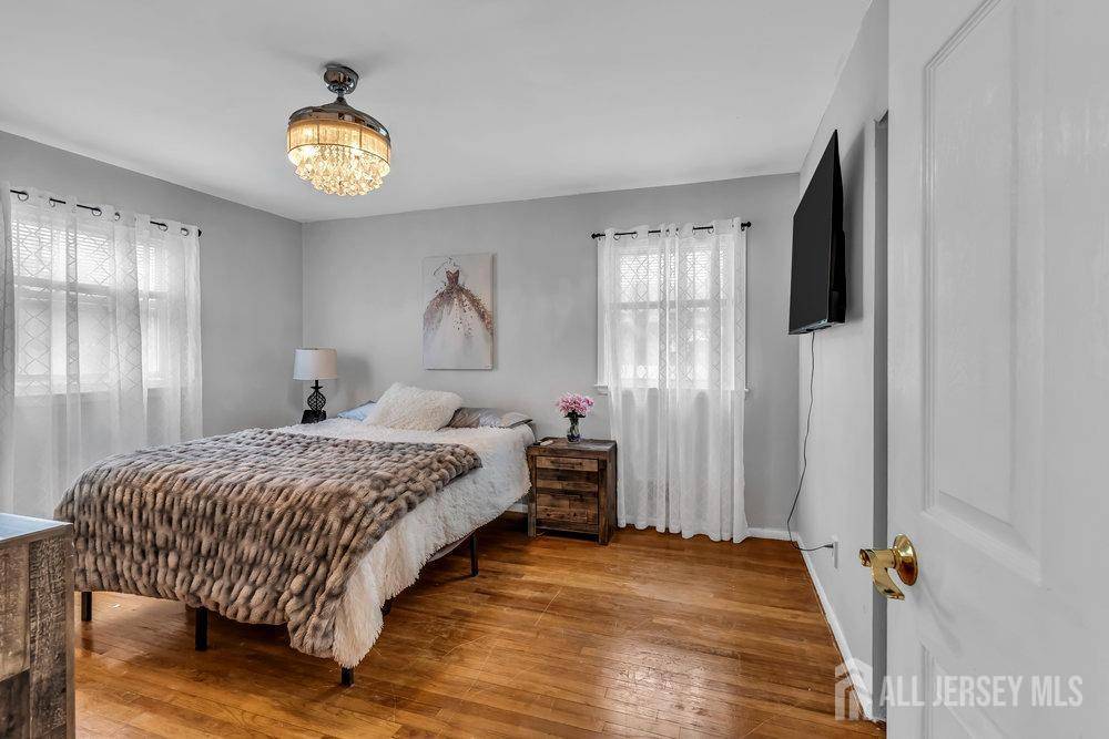 Morganville, NJ 07751,15 Benet DR