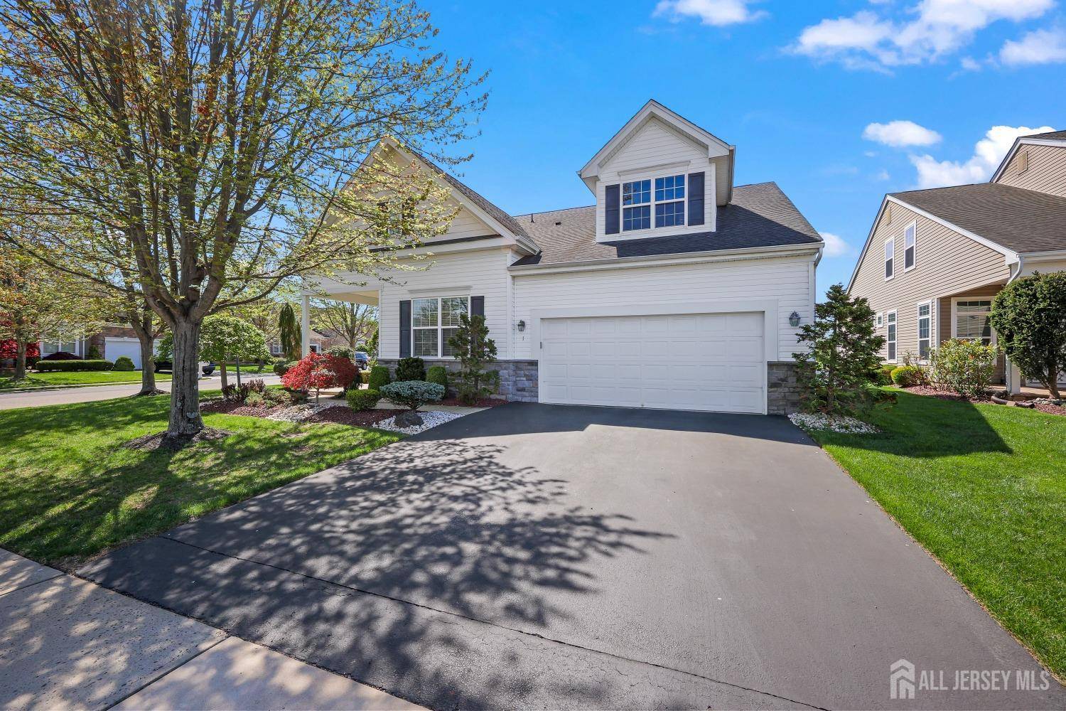 Monroe, NJ 08831,1 Jester CT