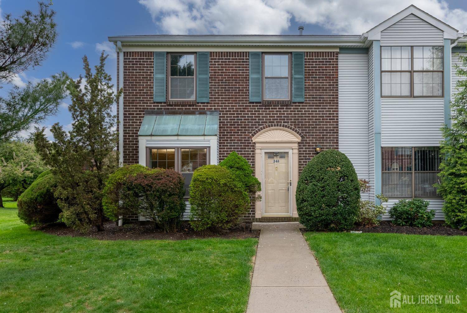 East Brunswick, NJ 08816,248 Bromley PL