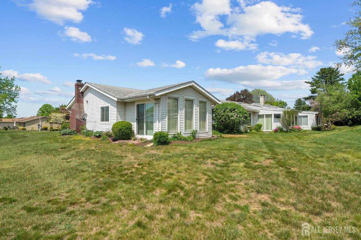 Monroe, NJ 08831,339 Quinton DR #339C