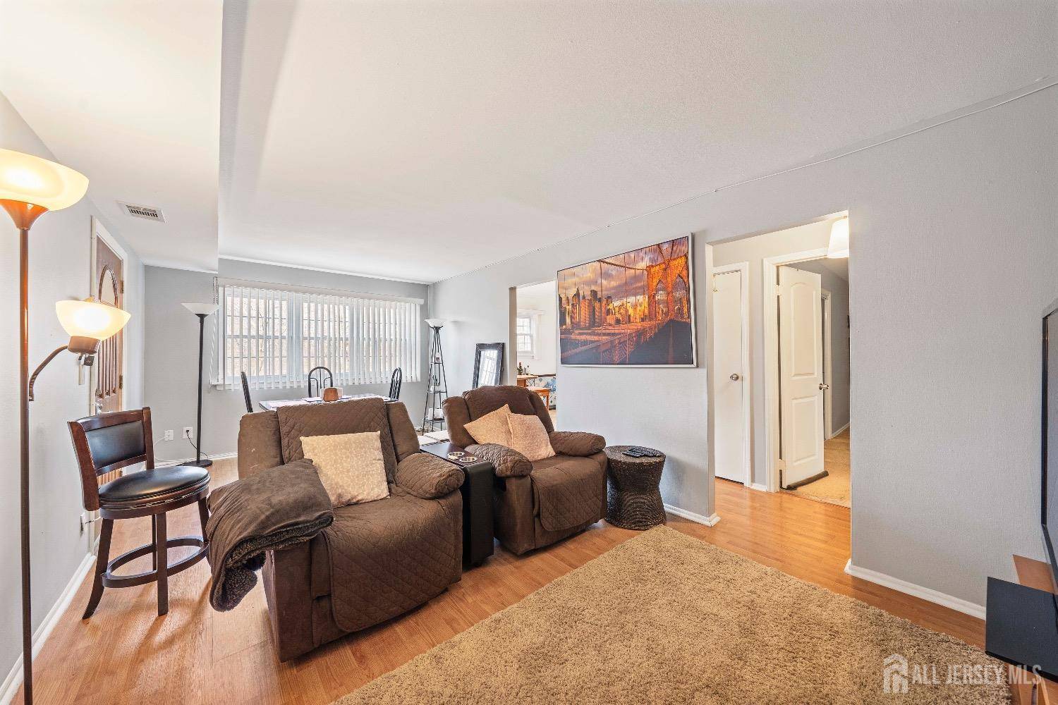Edison, NJ 08817,44 College DR
